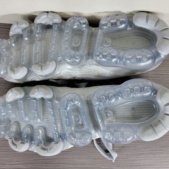 Nike Air VaporMax Flyknit 3 Sneaker, Pure Platinum AJ6900-102, Mens Size 8 / 41 - Picture 9 of 10